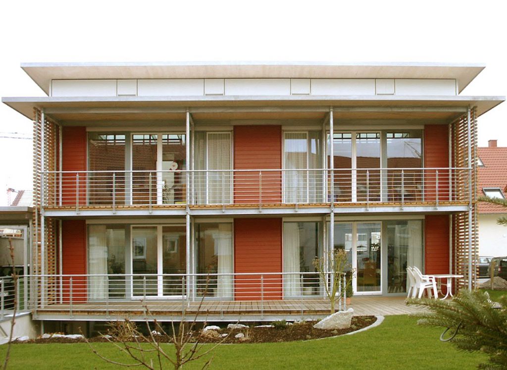 Teichert . Architekten: Einfamilienhaus  in Holzbauweise Viernheim